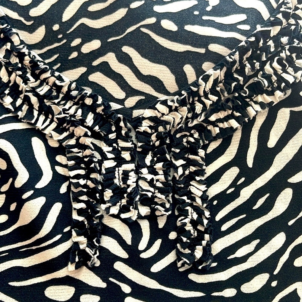 Merona Black & White Sheer Top Size XL - Picture 4 of 4